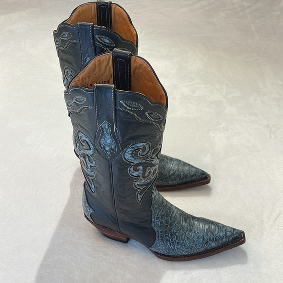 FERRINI WOMENS POINTED TOE BOOTS, SIZE AND 7B - Picture 2 of 13